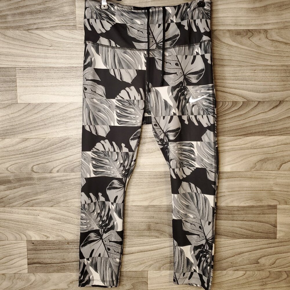 Nike Leggings Women's Medium Black Botanical Print Fast Crop Running CJ2162-010